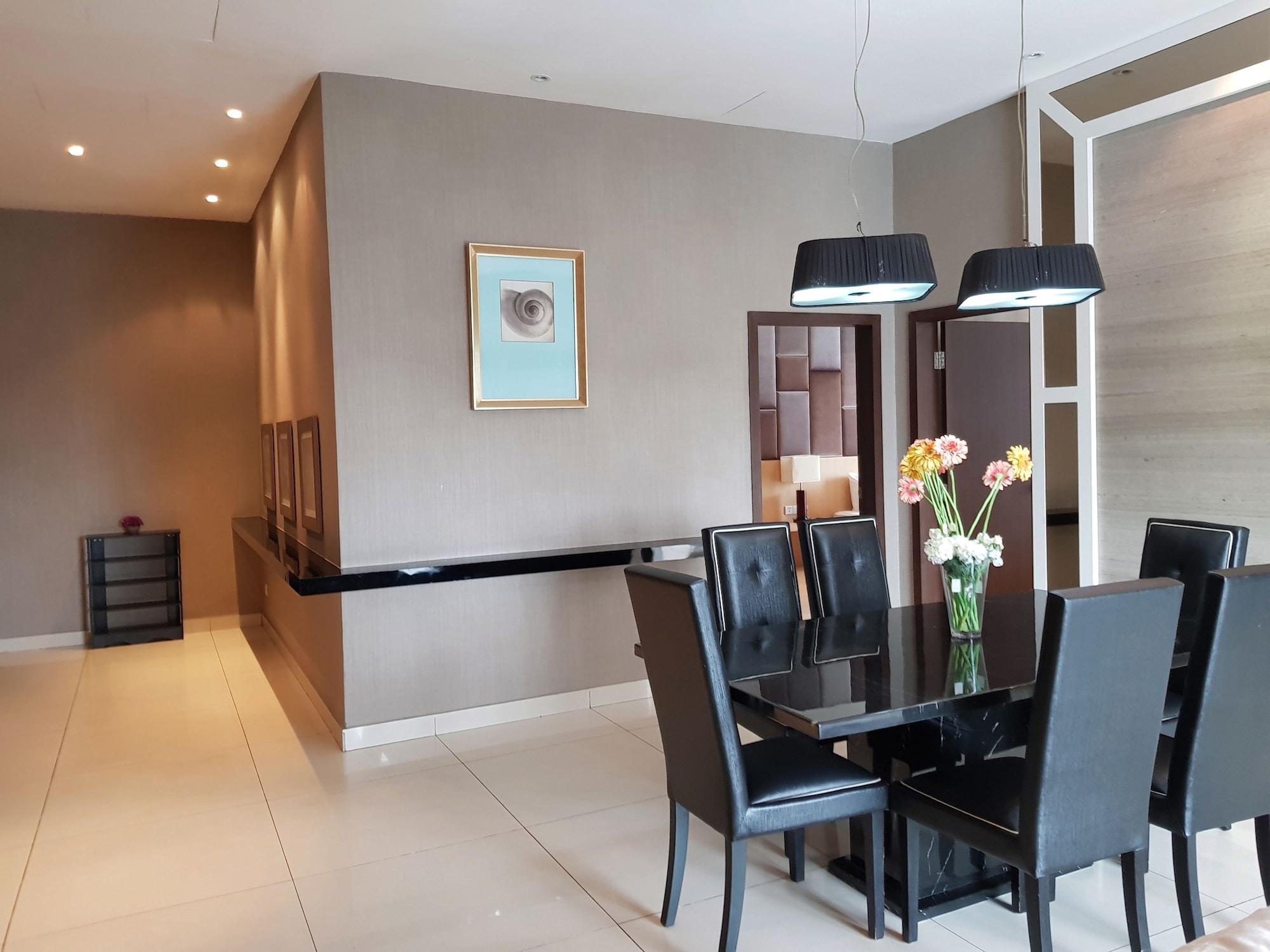 Ksl Hotel & Resort Johor Bahru Ngoại thất bức ảnh Interior of a modern apartment in Singapore