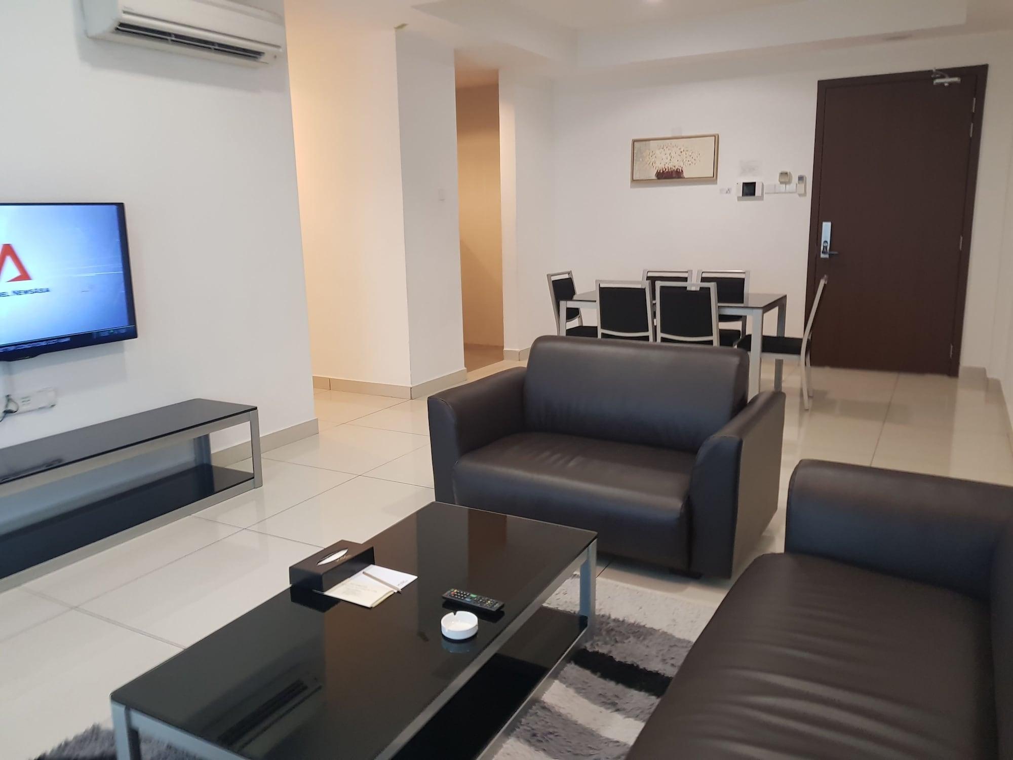 Ksl Hotel & Resort Johor Bahru Ngoại thất bức ảnh A living room in a modern apartment