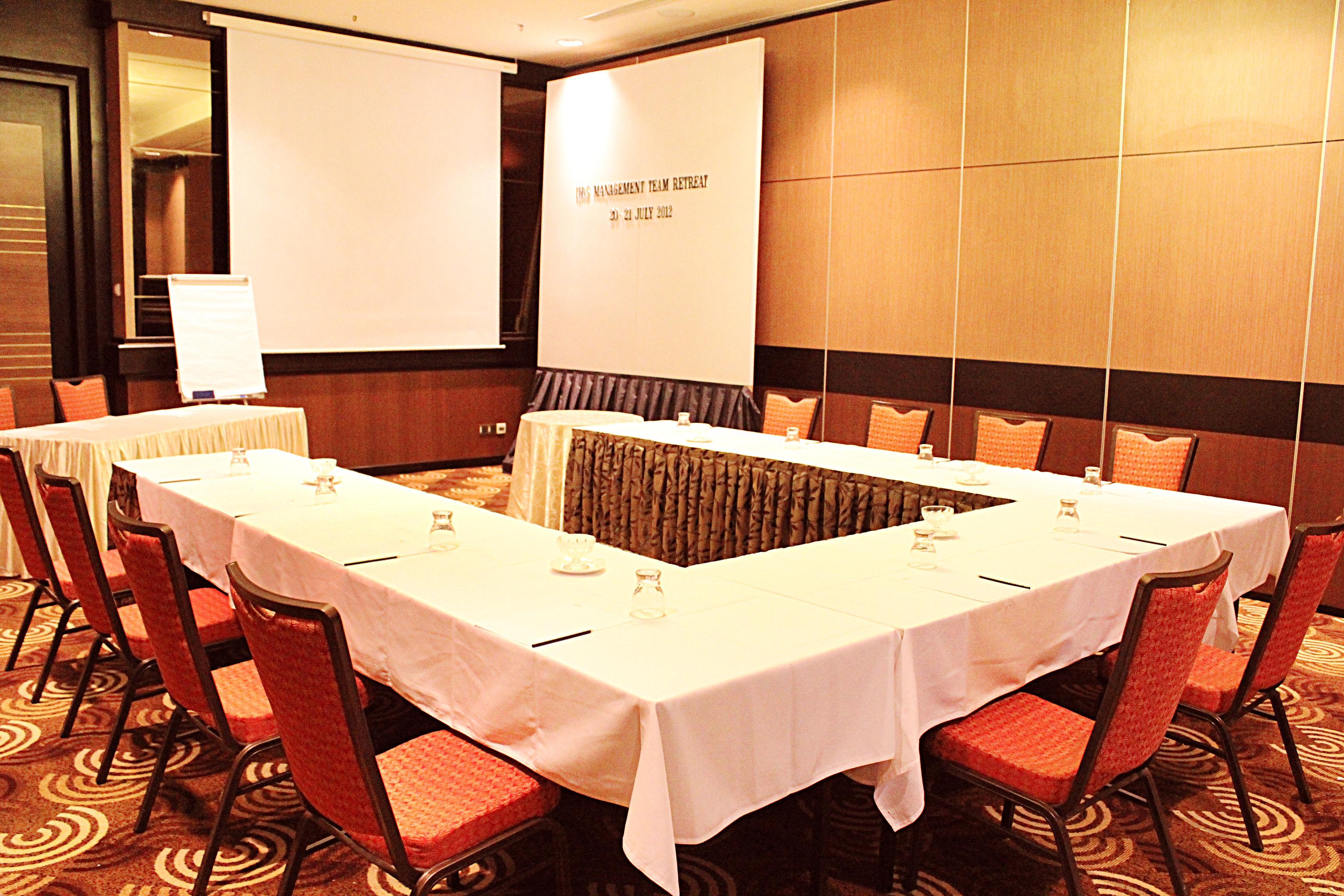 Ksl Hotel & Resort Johor Bahru Ngoại thất bức ảnh The meeting room of the hotel