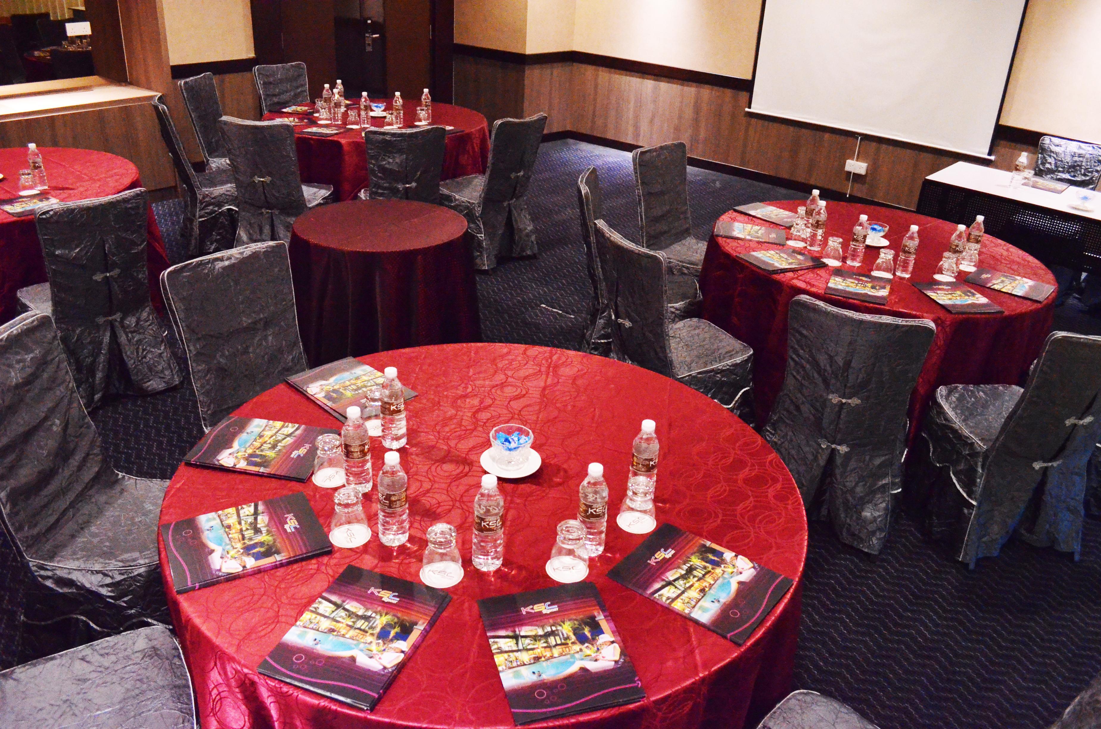 Ksl Hotel & Resort Johor Bahru Ngoại thất bức ảnh The conference room at the hotel